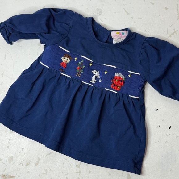 Smocked Peanuts Charlie Brown Christmas Snoopy Infant Baby Dress Top - Picture 1 of 6